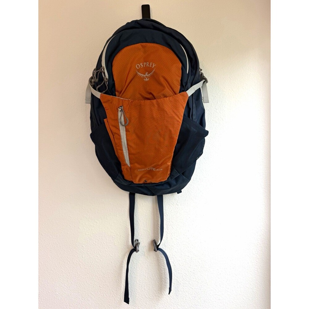 Osprey Daylite Plus 20L Hydration Backpack Blue Orange Gray Hiking Pack